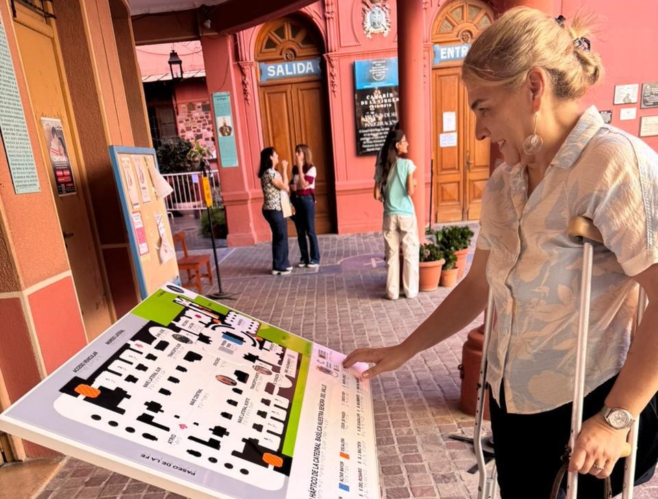 Catedral Basílica: Donan plano háptico para personas con discapacidad visual 