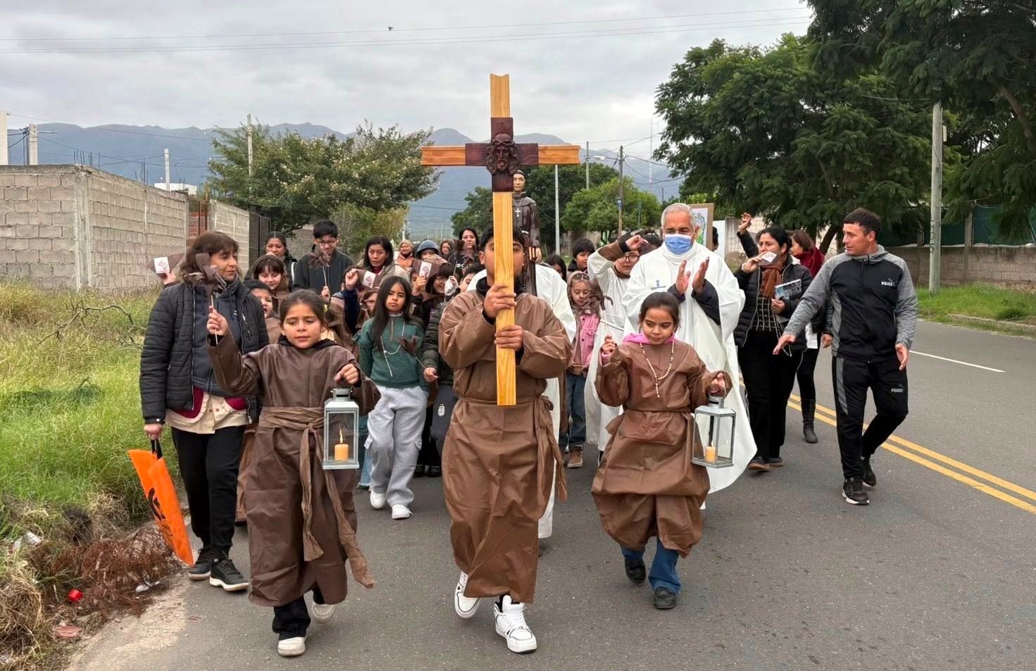 Comunidad Santa María Magdalena: Entronizan imagen del Beato Esquiú